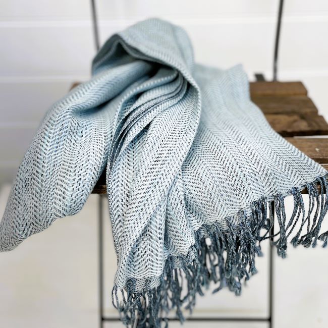 THROW LINEN/COTTON HERRINGBONE Sky Blue